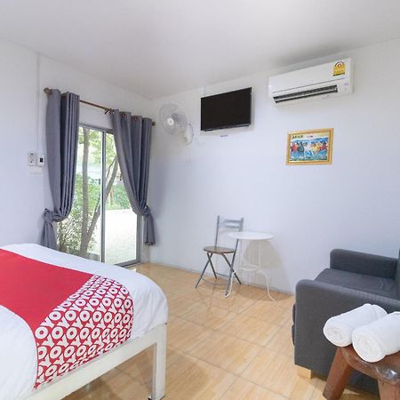 OYO 644 Pong Pai House Hotel Bangkok Ngoại thất bức ảnh