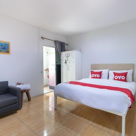 OYO 644 Pong Pai House Hotel Bangkok Ngoại thất bức ảnh